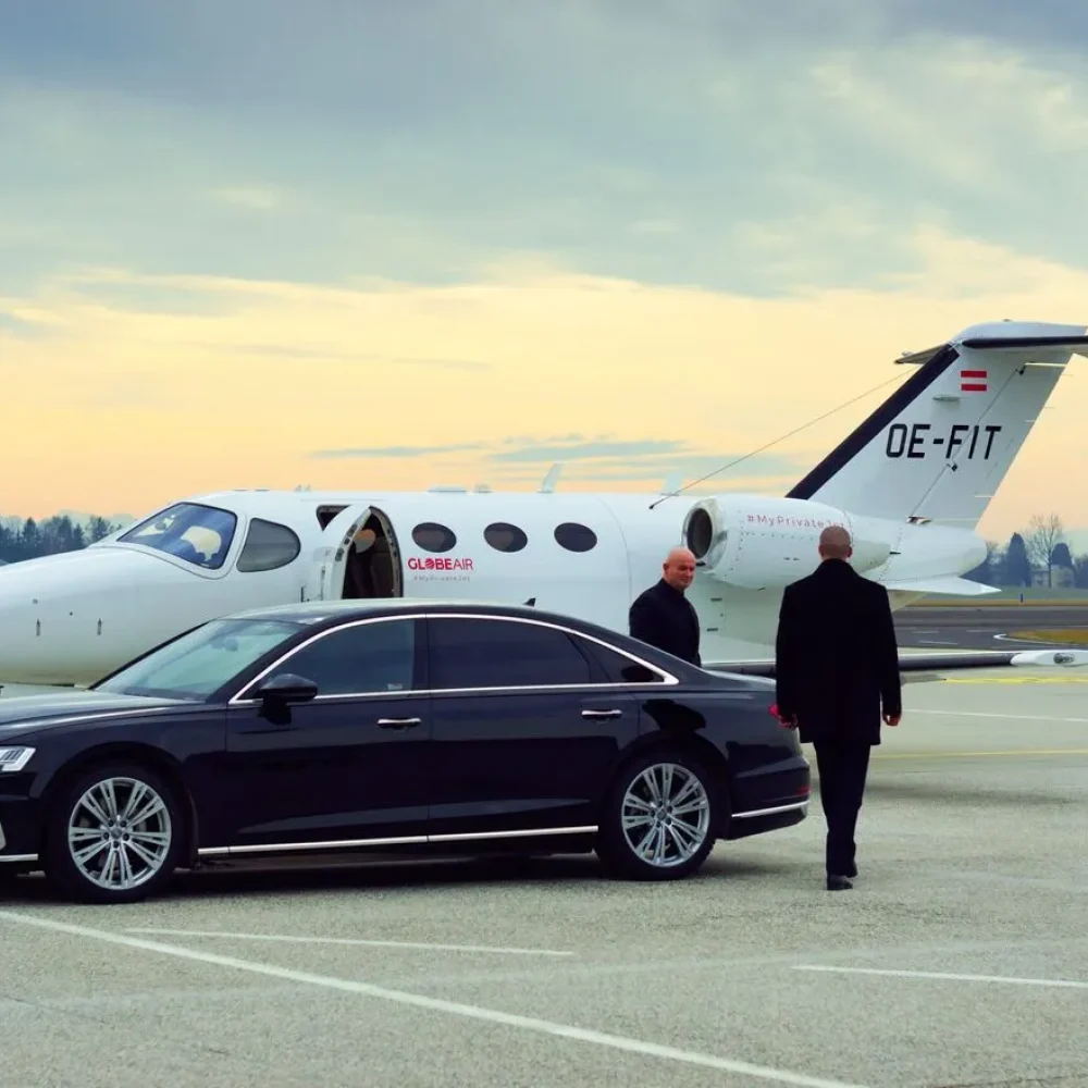 business-traveller-private-jet-scaled-1